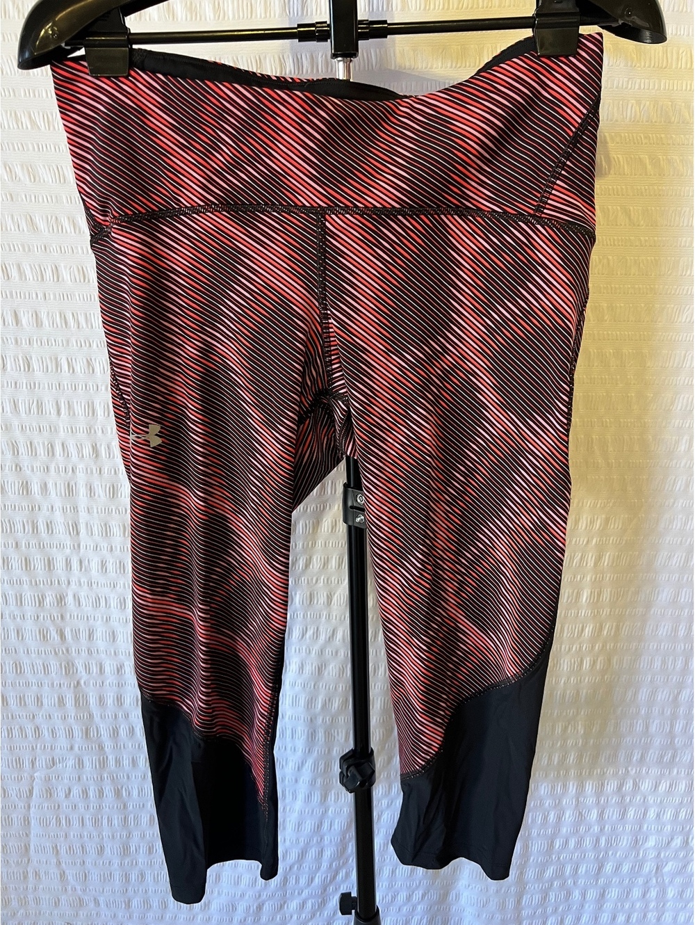 Under Armour Sz XL Capri Compression Leggings